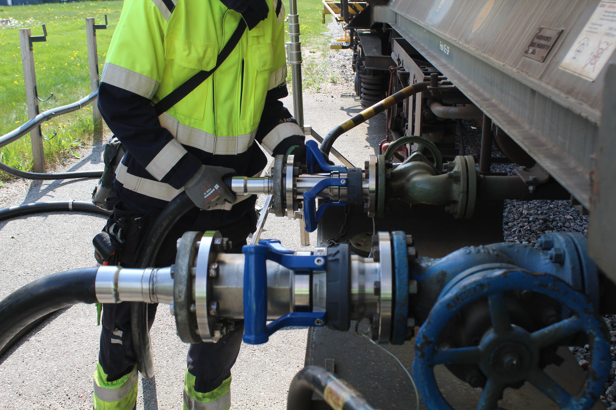 MannTek Dry Disconnect Coupling Hose Unit